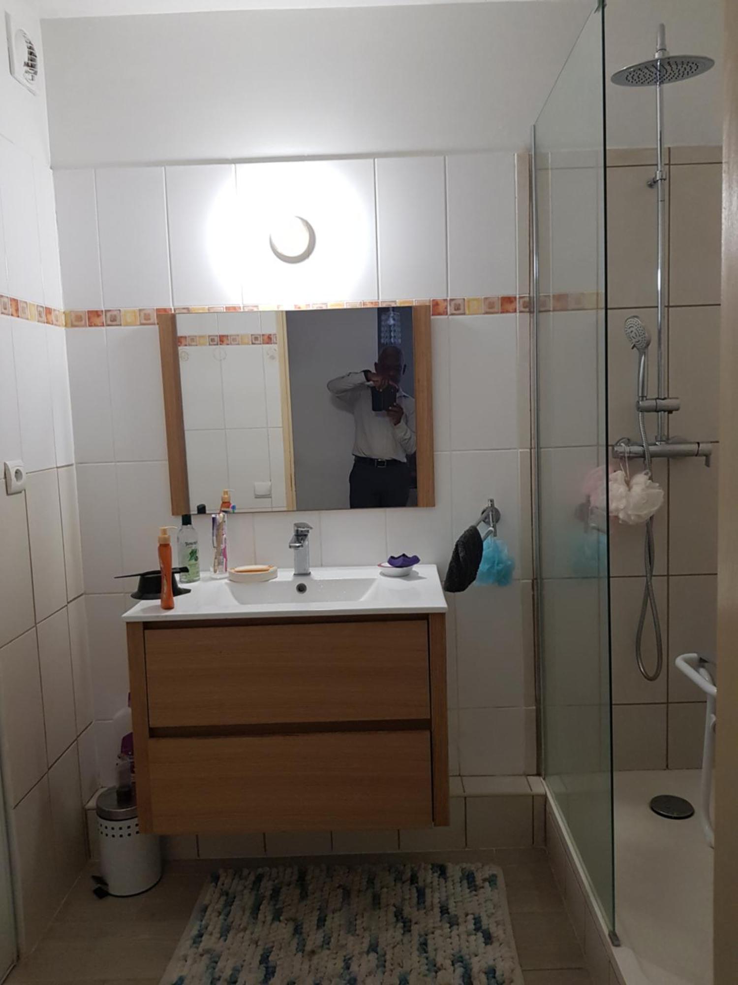 T3 Dans Residence Bon Standing Tres Proche Centre Ville Saint Denis المظهر الخارجي الصورة